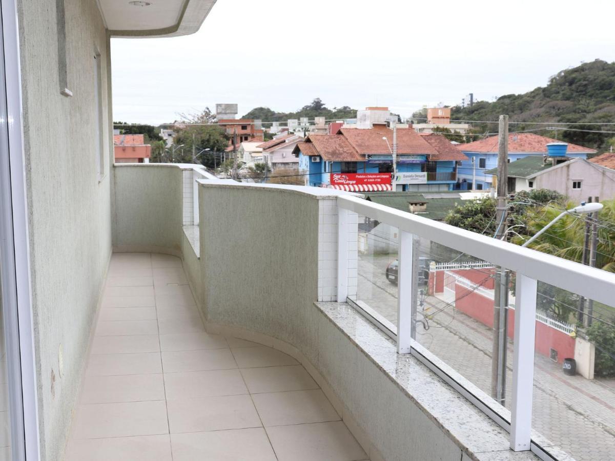 Res. Antonio Pinheiro. Apartamento Com 2 Dormitorios. Bombinhas Exterior photo
